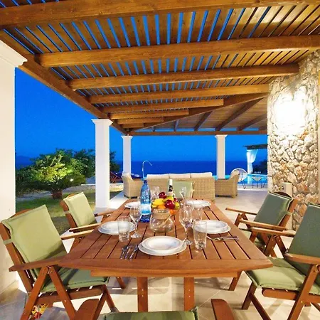 ヴィラ Kleismata Sleeps 6 T674409 *