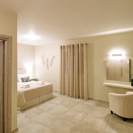 فيلة Kleismata Sleeps 6 T674409