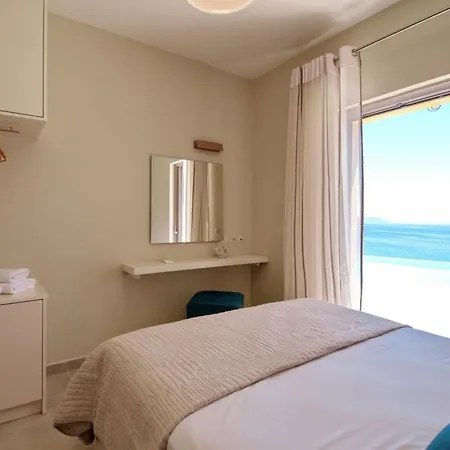 Kleismata Sleeps 6 T674409 فيلة